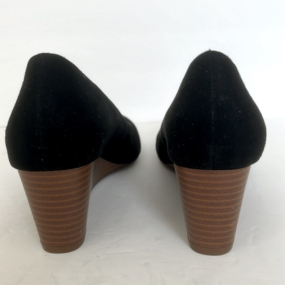 LOFT Women’s Stacked Wedge Faux Suede High Heel Shoes Size 6 New - Picture 6 of 8